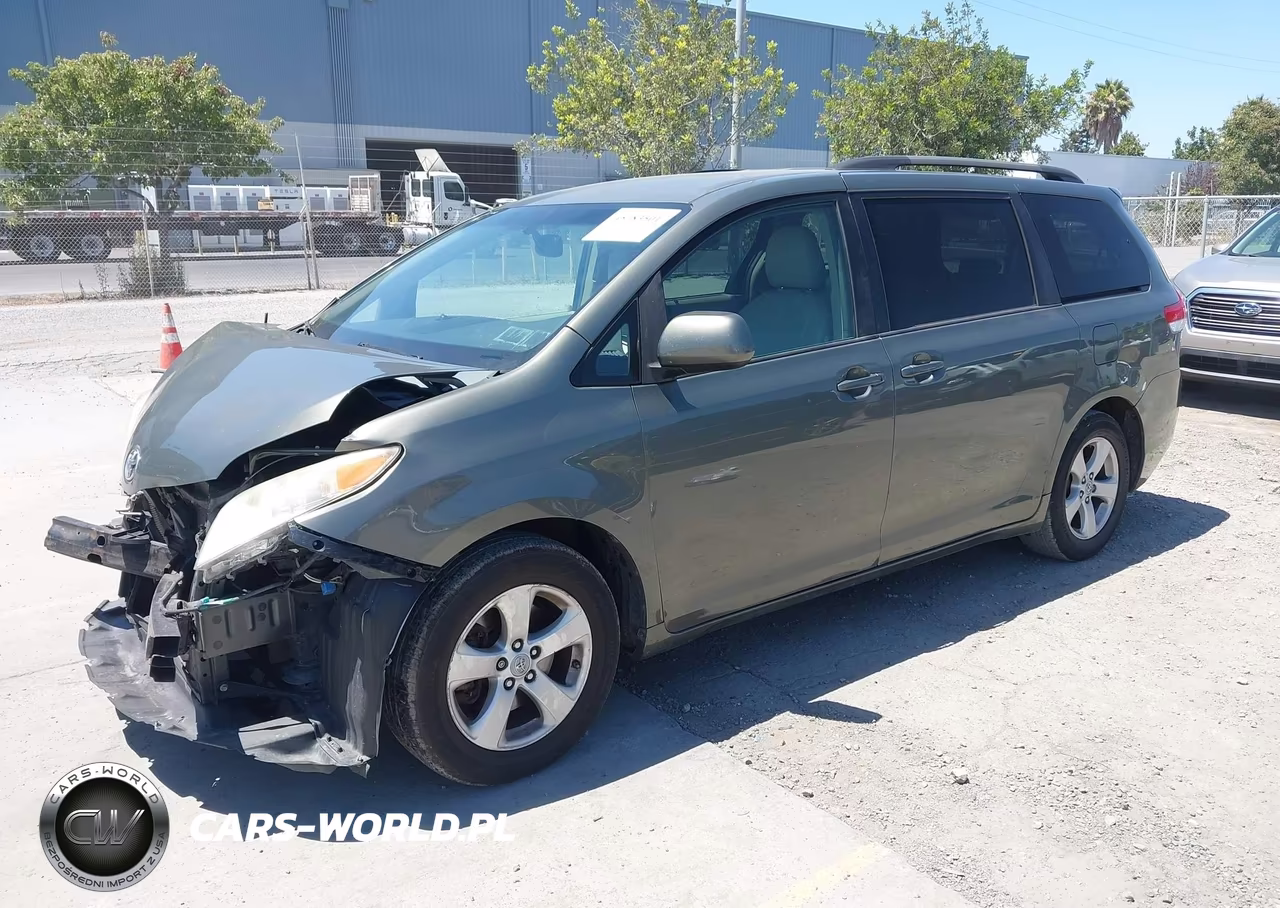 2011 Toyota Sienna Le V6 VIN:5TDKK3DC4BS098488 - 2