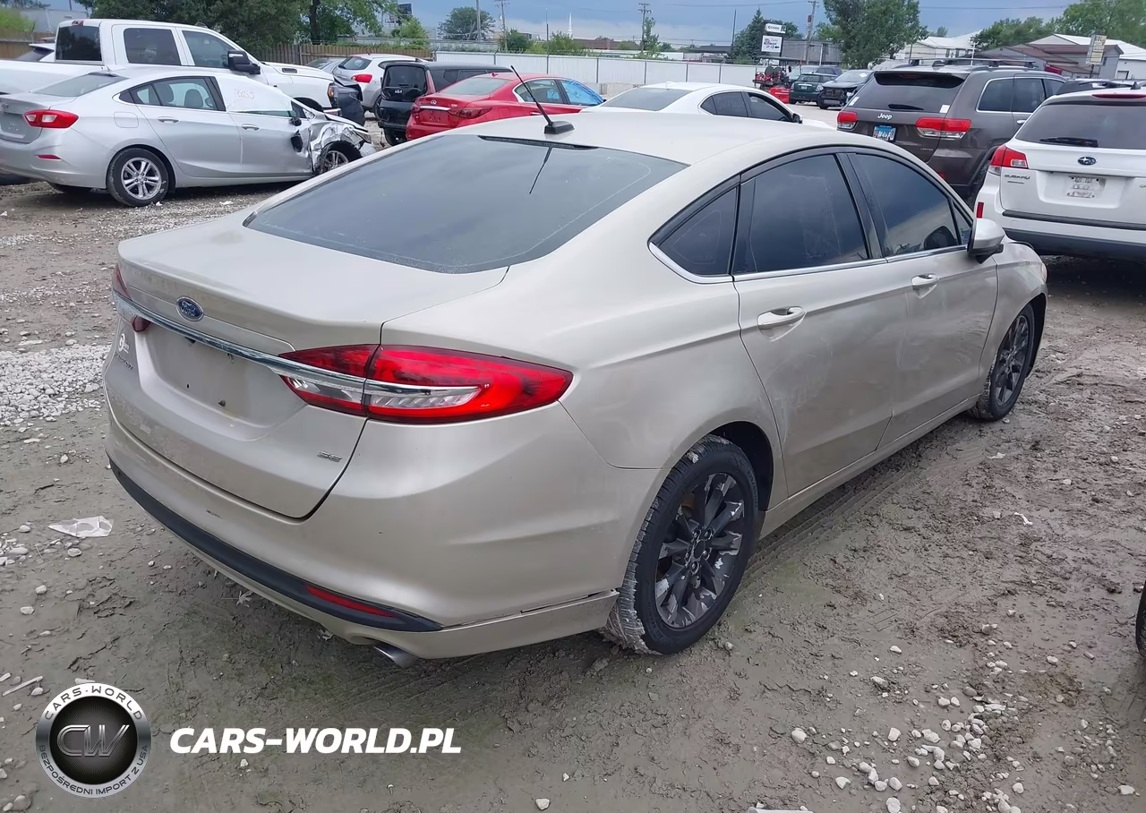 2017 Ford Fusion Se VIN:3FA6P0H7XHR280132 - 4