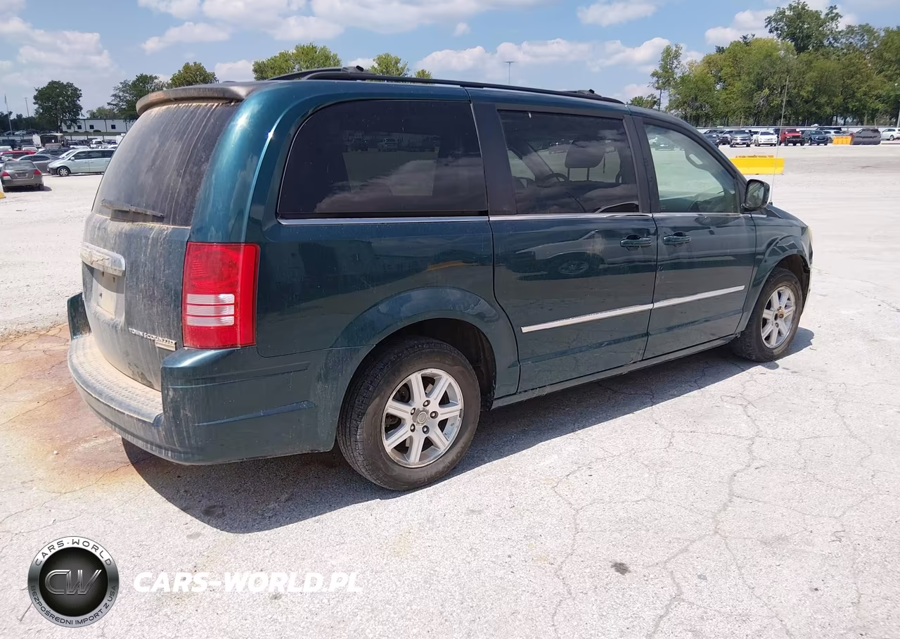 2009 Chrysler Town & Country Touring VIN:2A8HR54169R601269 - 4