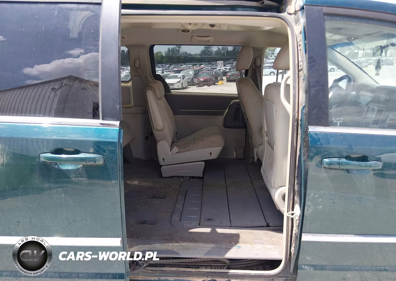 2009 Chrysler Town & Country Touring VIN:2A8HR54169R601269 - 8
