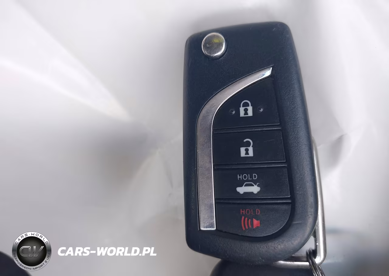 2018 Toyota Camry Se VIN:4T1B11HK2JU051961 - 11