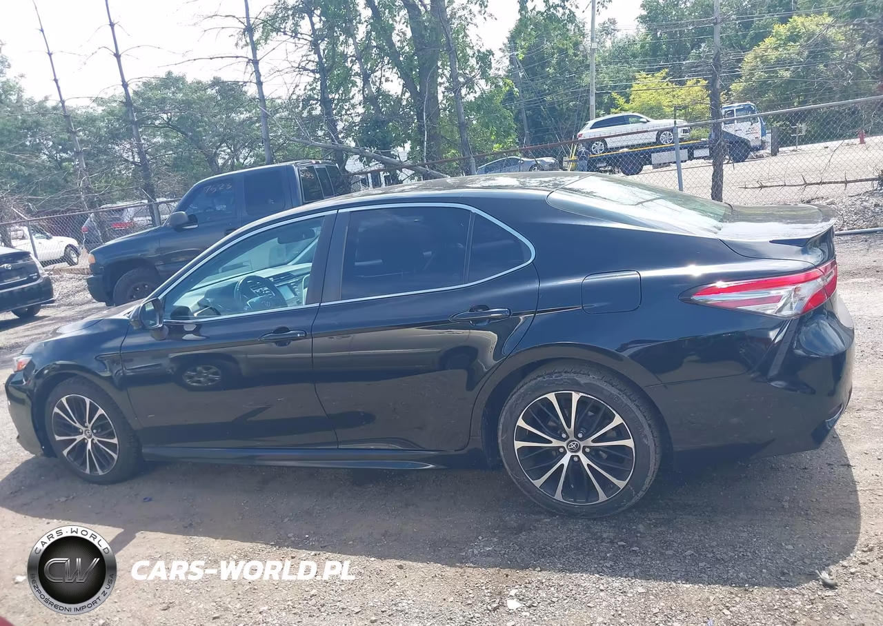 2018 Toyota Camry Se VIN:4T1B11HK2JU051961 - 14