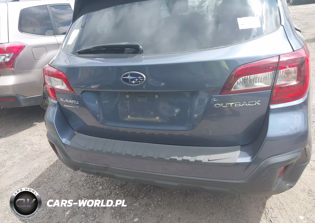 2018 Subaru Outback 2.5I Premium VIN:4S4BSACC9J3265266 - 16
