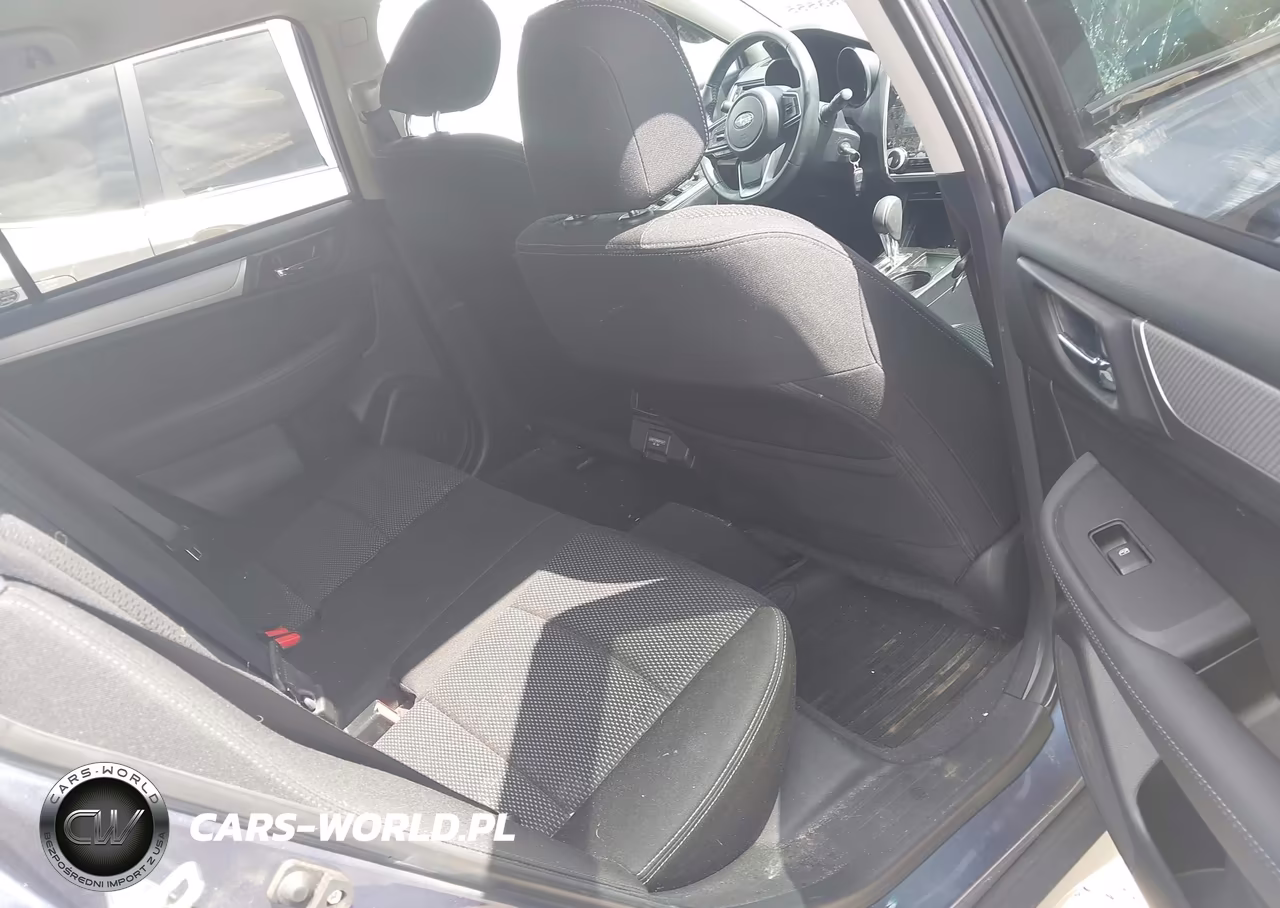 2018 Subaru Outback 2.5I Premium VIN:4S4BSACC9J3265266 - 8