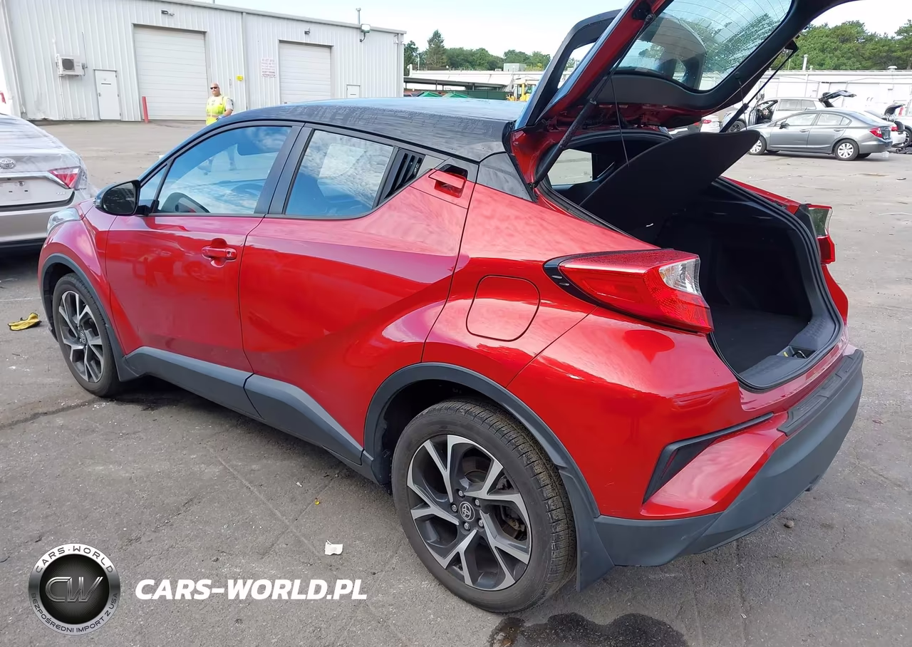 2020 Toyota C-Hr Xle VIN:NMTKHMBX7LR109297 - 3