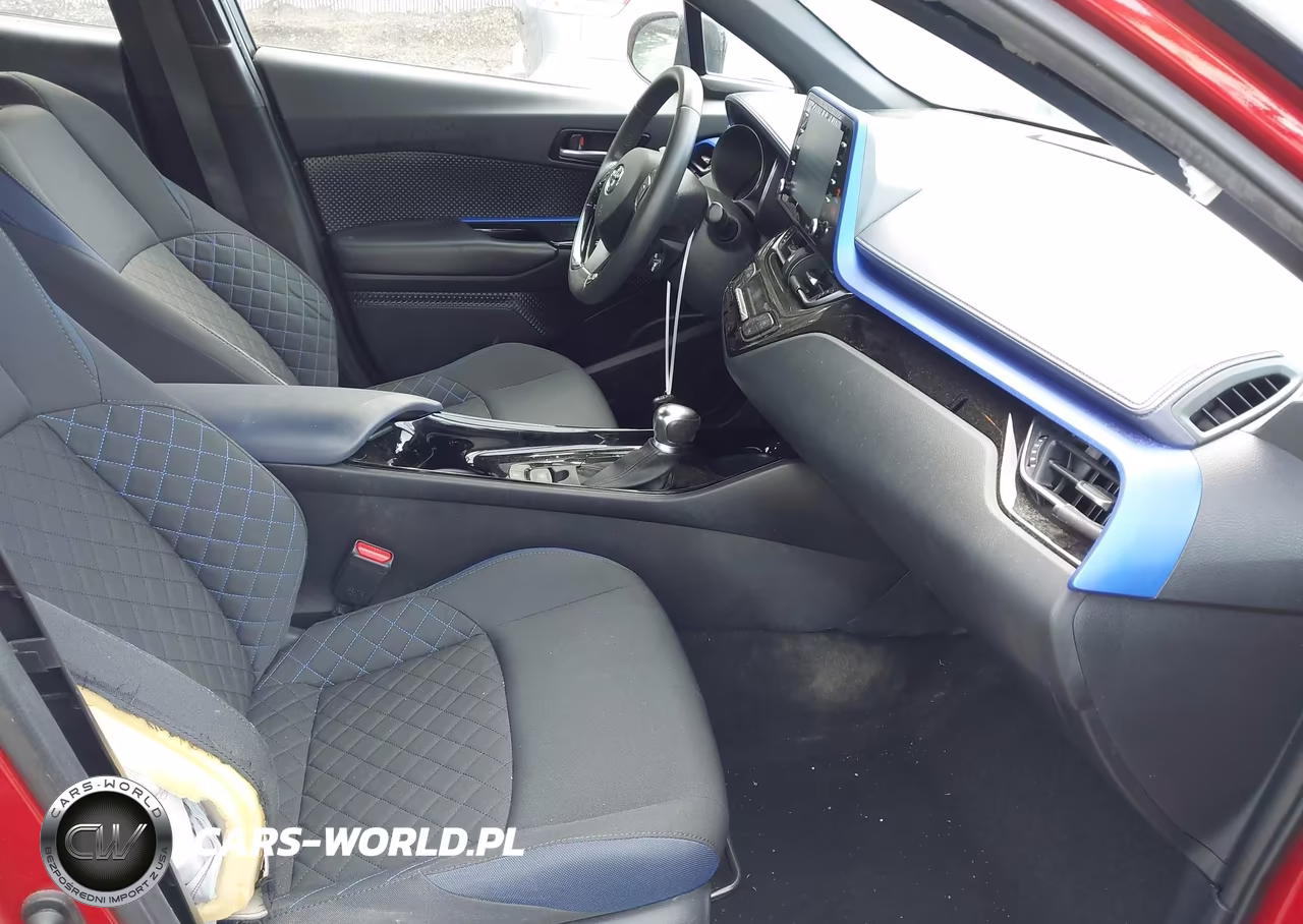 2020 Toyota C-Hr Xle VIN:NMTKHMBX7LR109297 - 5
