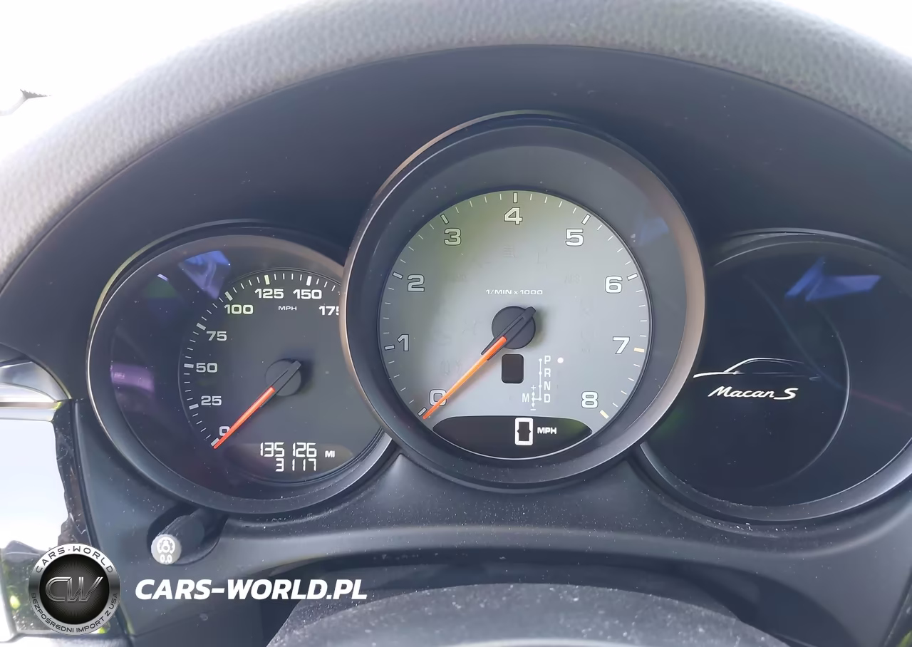 2015 Porsche Macan S VIN:WP1AB2A54FLB74115 - 7