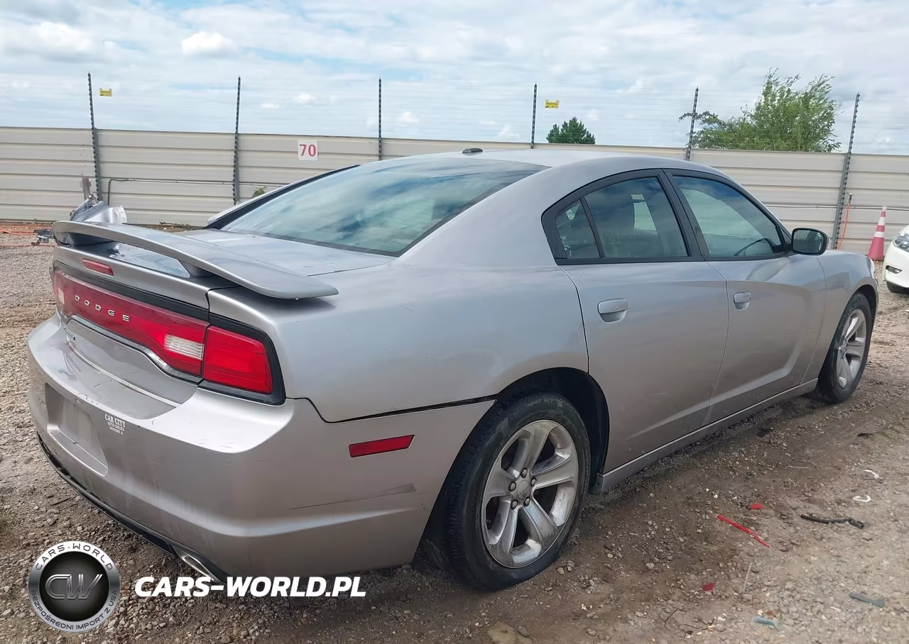 2013 Dodge Charger Se VIN:2C3CDXBGXDH711506 - 4