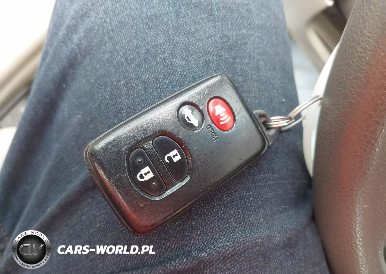 2011 Toyota Camry Hybrid VIN:4T1BB3EKXBU129692 - 11