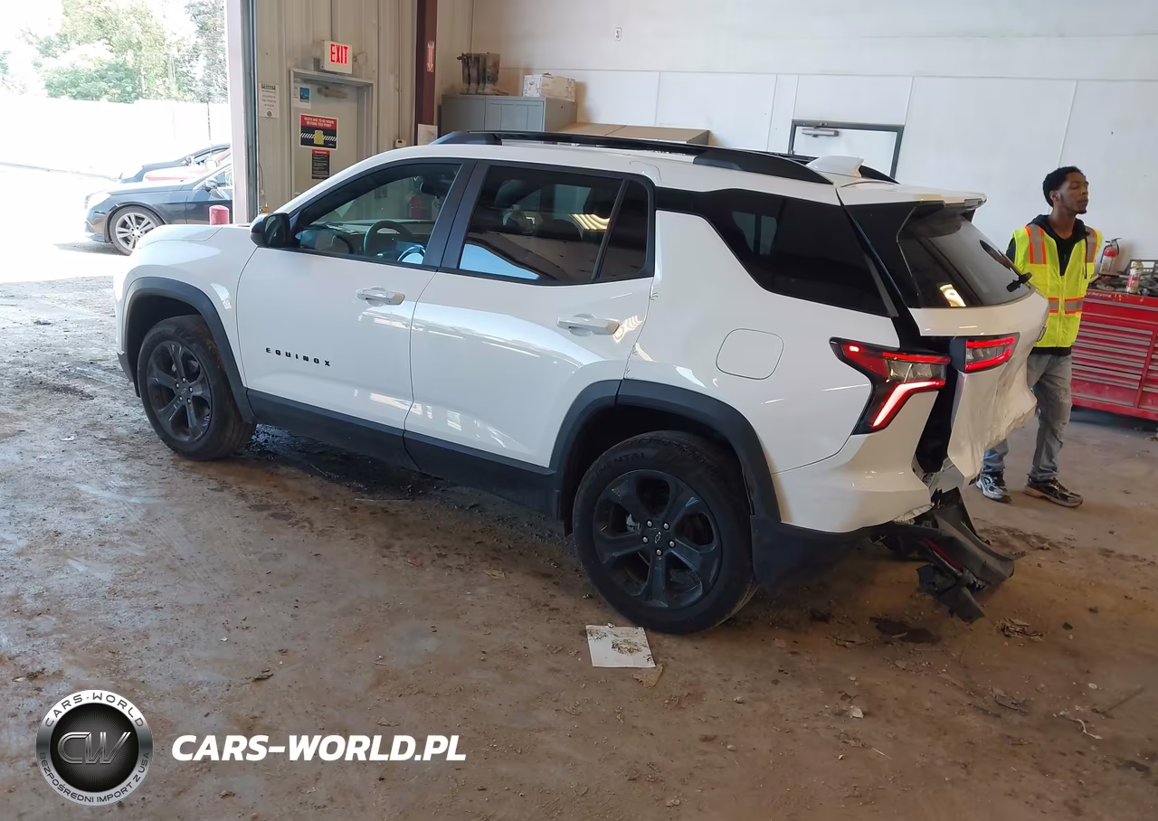 2026 Chevrolet Equinox Fwd Lt VIN:3GNAXHEG5TL137423 - 3