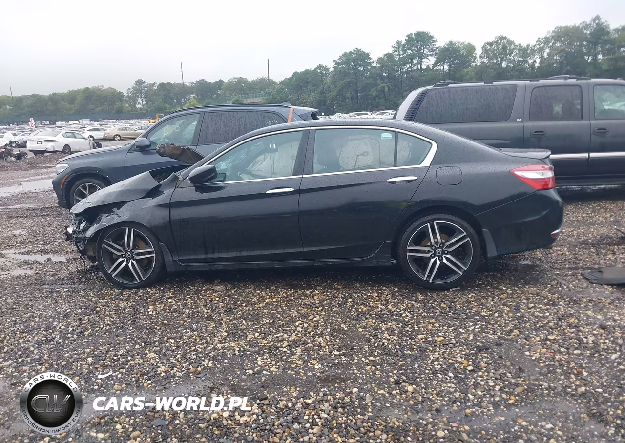 2017 Honda Accord Sport VIN:1HGCR2F57HA171398 - 14