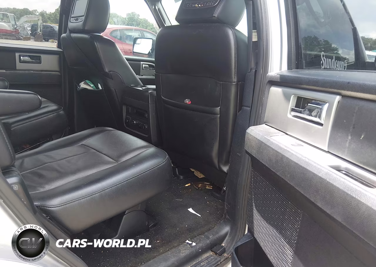 2016 Ford Expedition Xlt VIN:1FMJU1HT9GEF23698 - 8