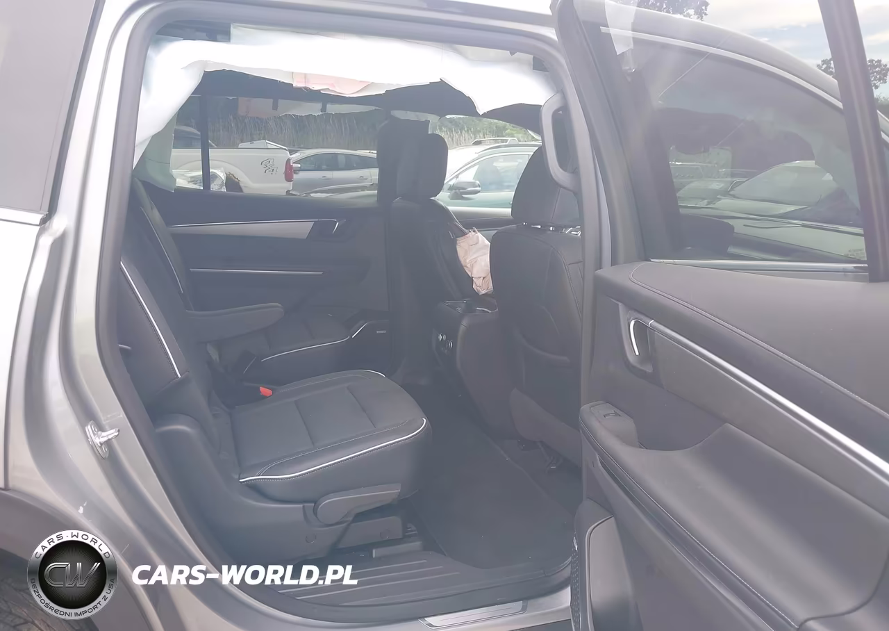 2025 Buick Enclave Preferred Fwd VIN:5GAEVARS3SJ221933 - 8