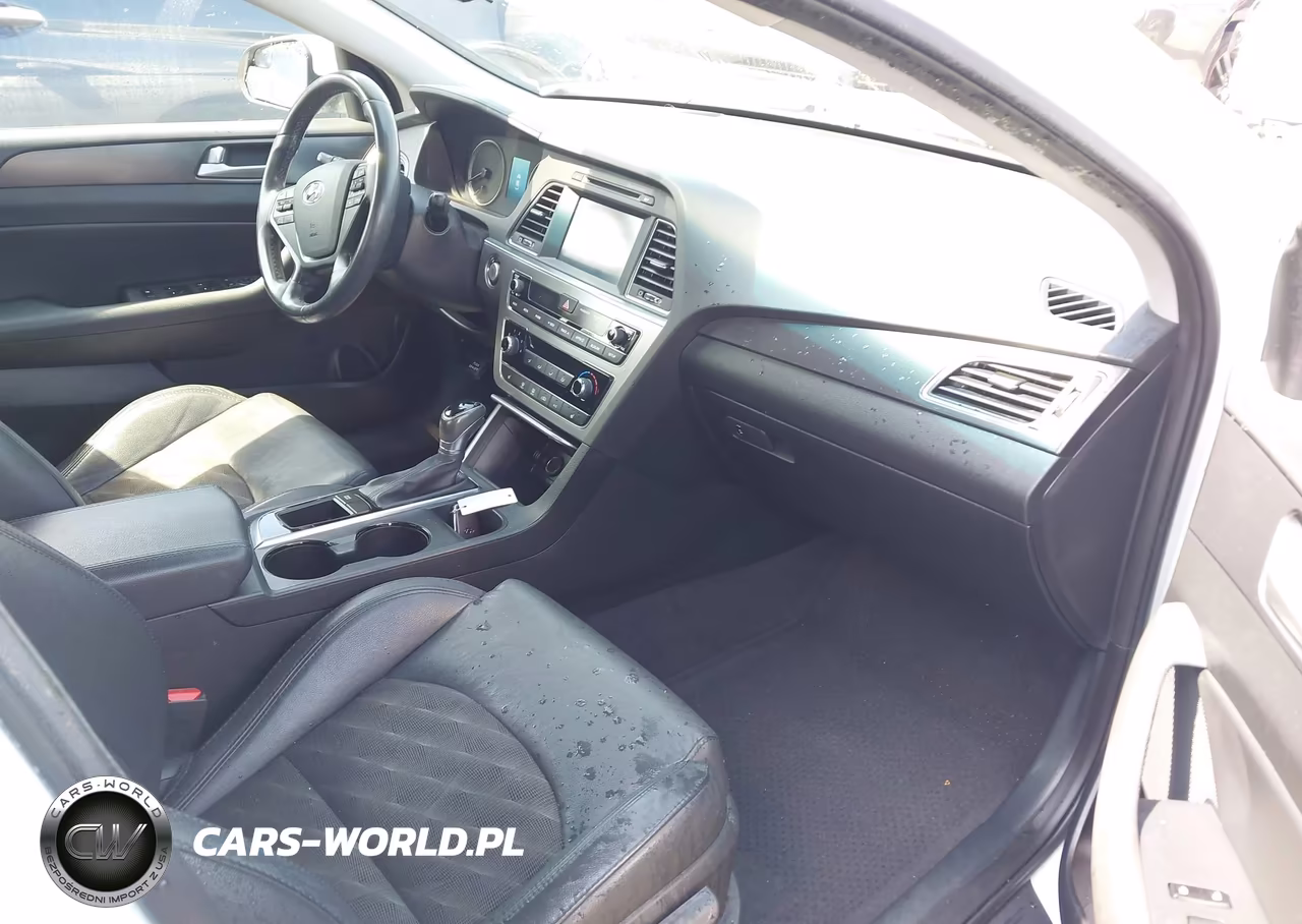 2016 Hyundai Sonata Sport VIN:5NPE34AF2GH427653 - 5