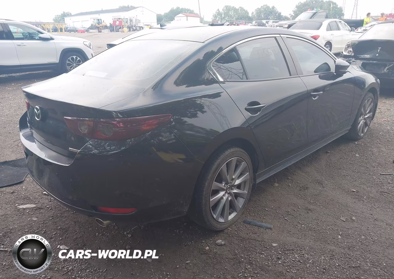 2019 Mazda Mazda3 Select Package VIN:JM1BPBAM9K1115842 - 4