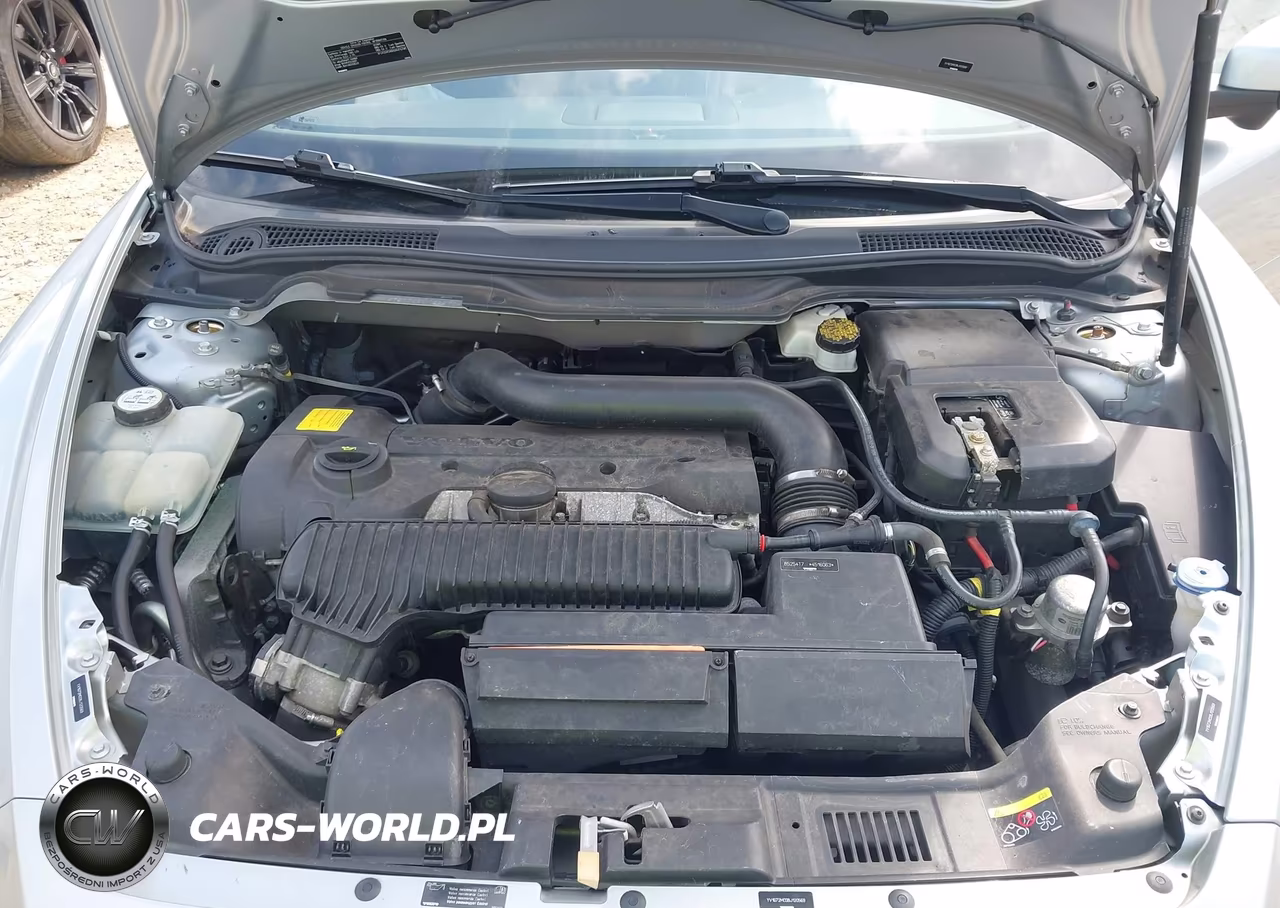 2011 Volvo C70 T5 (Fleet Only)-T5 (Retail Only) VIN:YV1672MC0BJ120569 - 10