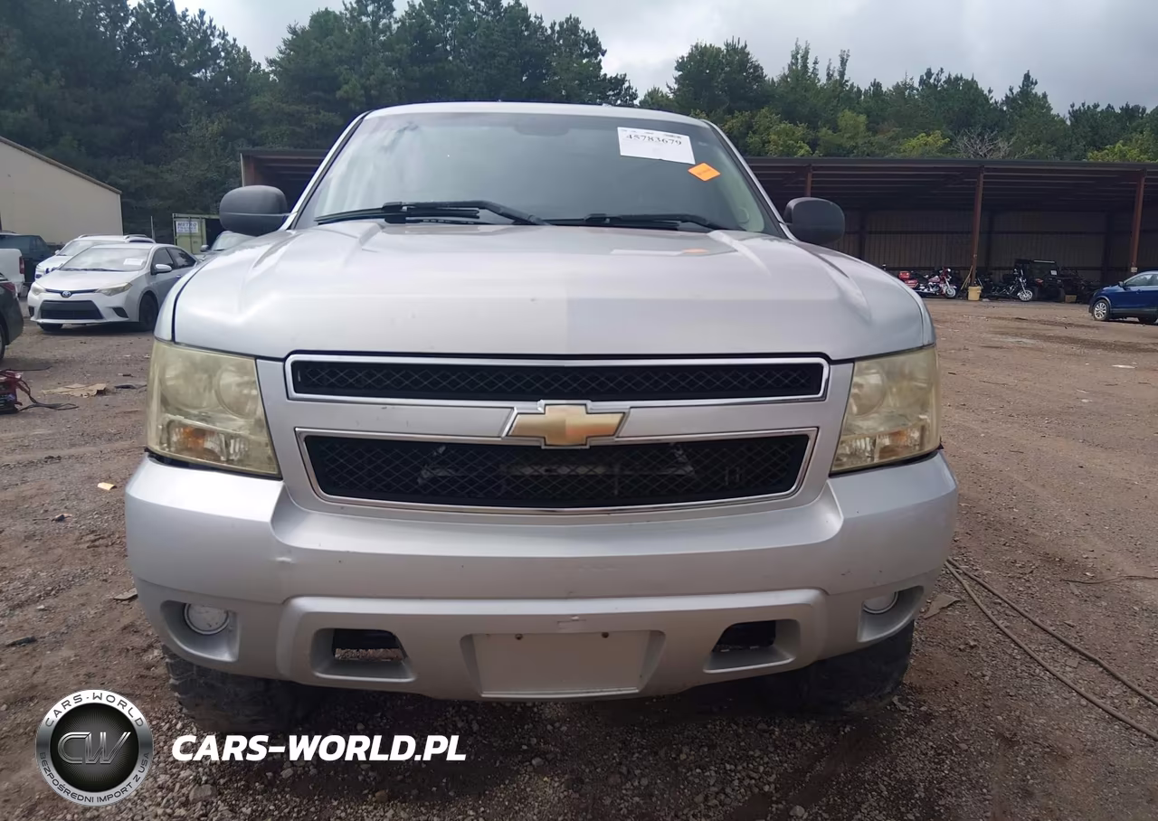 2011 Chevrolet Tahoe Commercial VIN:1GNLC2E03BR330133 - 12