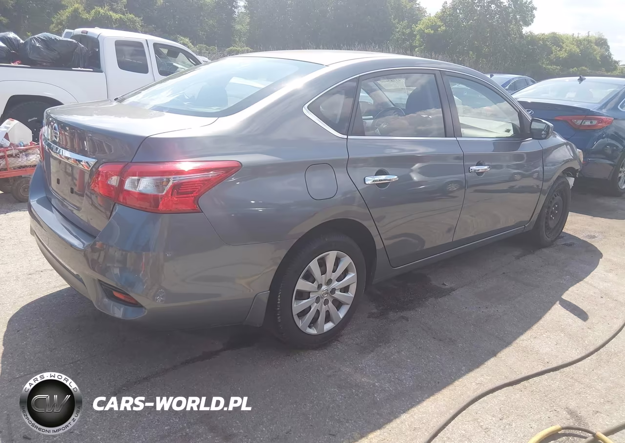 2016 Nissan Sentra S VIN:3N1AB7AP9GY272018 - 4