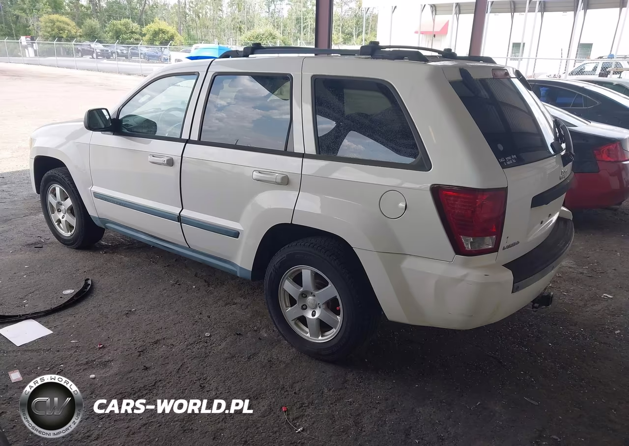 2008 Jeep Grand Cherokee Laredo VIN:1J8GS48K18C198323 - 3