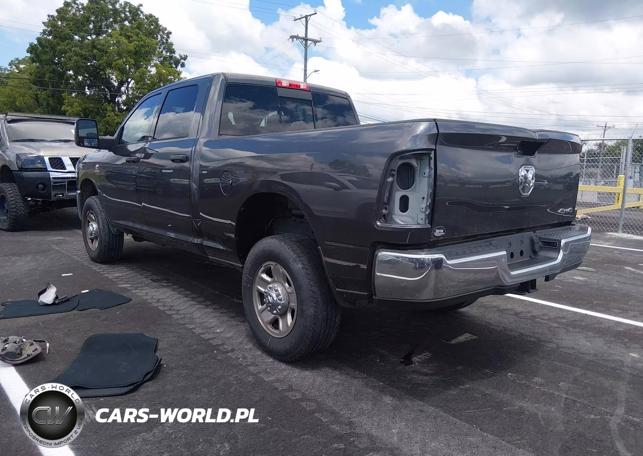 2024 Ram 2500 Tradesman 4X4 6'4 Box VIN:3C6UR5CL7RG306669 - 3