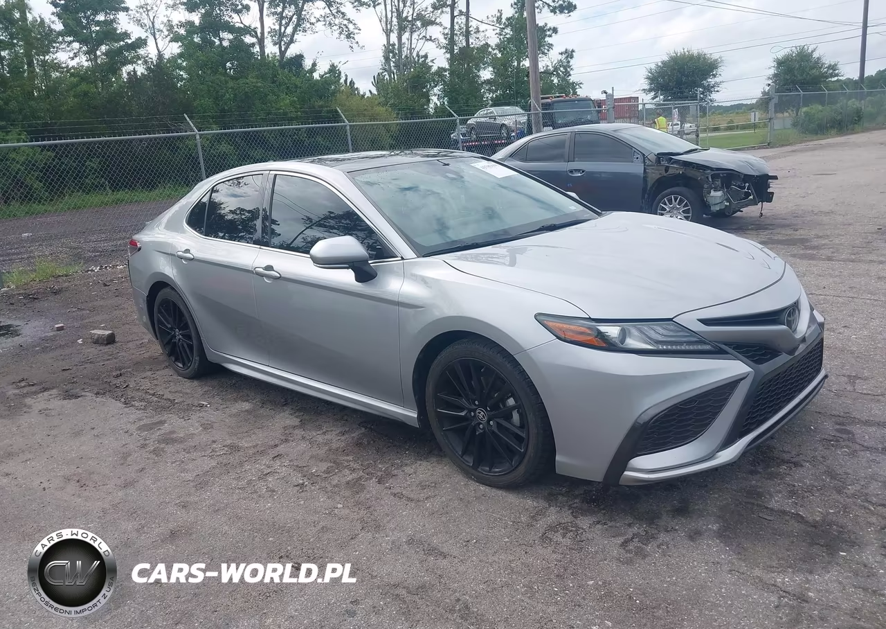 2022 Toyota Camry Xse – zdjęcie 1 z 16