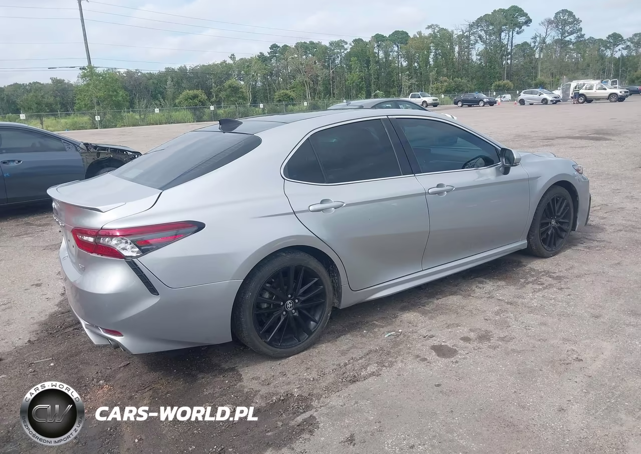 2022 Toyota Camry Xse VIN:4T1K61AK4NU033687 - 4