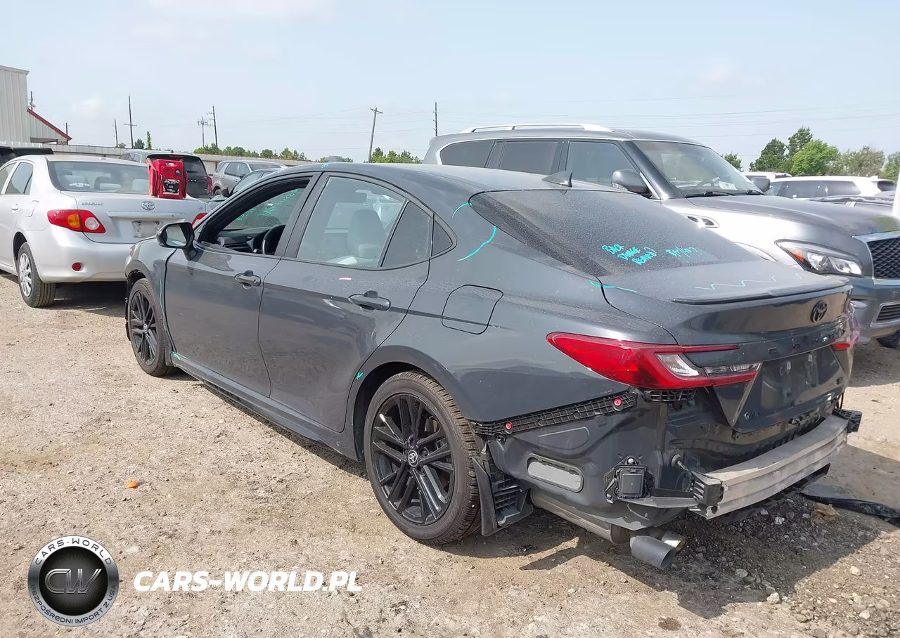 2025 Toyota Camry Se VIN:4T1DAACK2SU161541 - 3