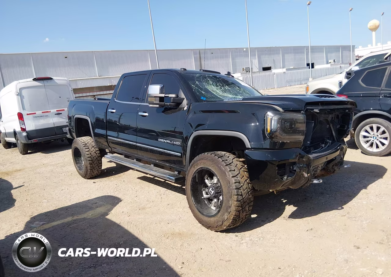 2018 GMC Sierra 2500Hd Denali – zdjęcie 1 z 17