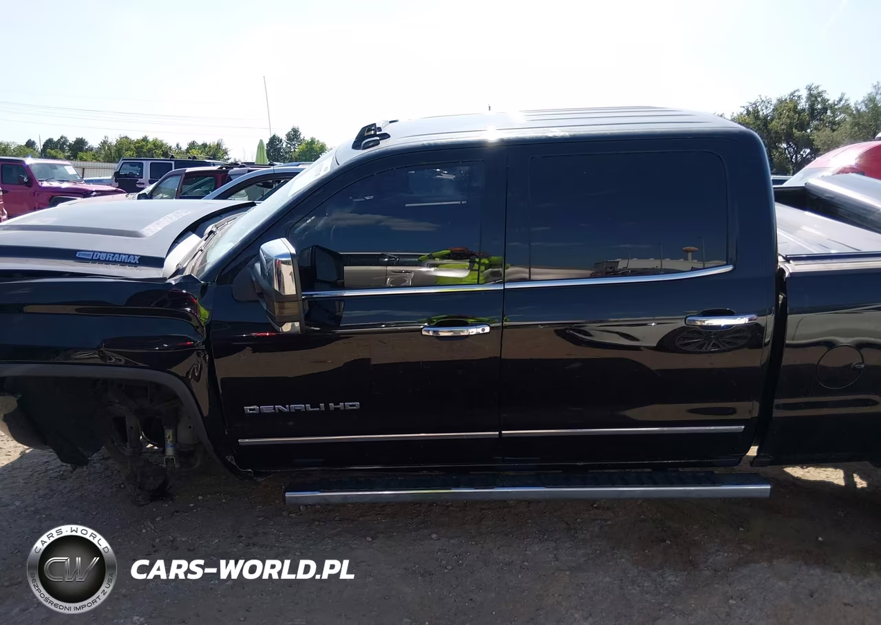 2018 GMC Sierra 2500Hd Denali VIN:1GT12UEYXJF163130 - 14