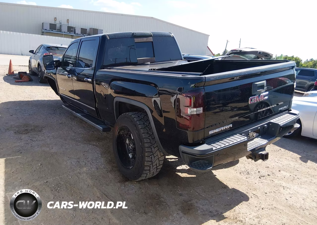 2018 GMC Sierra 2500Hd Denali VIN:1GT12UEYXJF163130 - 3