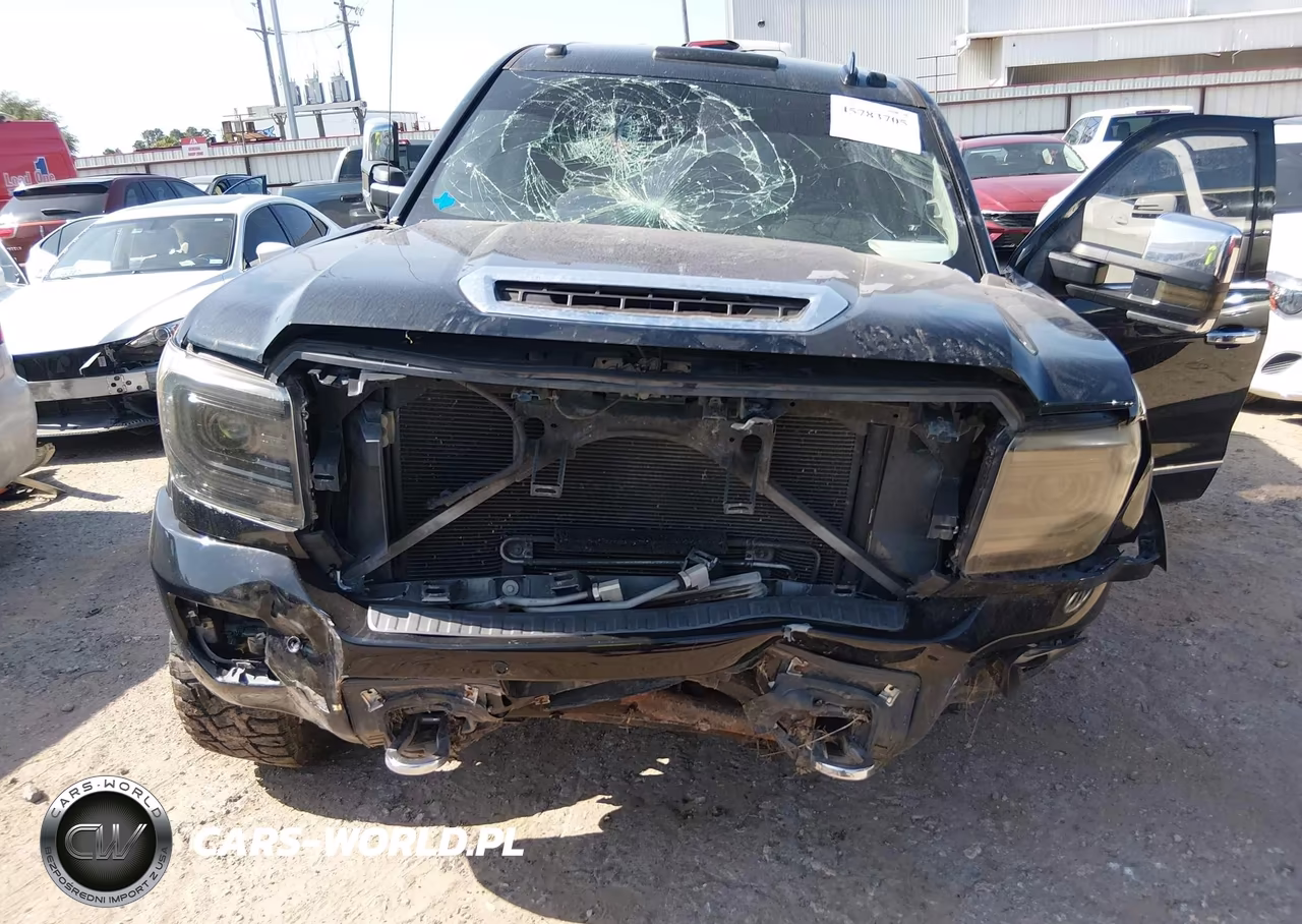 2018 GMC Sierra 2500Hd Denali VIN:1GT12UEYXJF163130 - 6