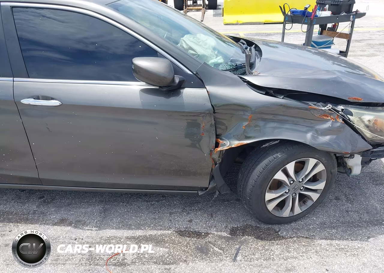 2015 Honda Accord Lx VIN:1HGCR2F38FA103252 - 17