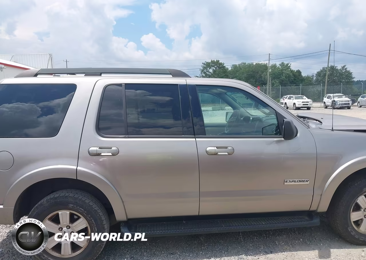2008 Ford Explorer Xlt VIN:1FMEU73E38UA39451 - 13