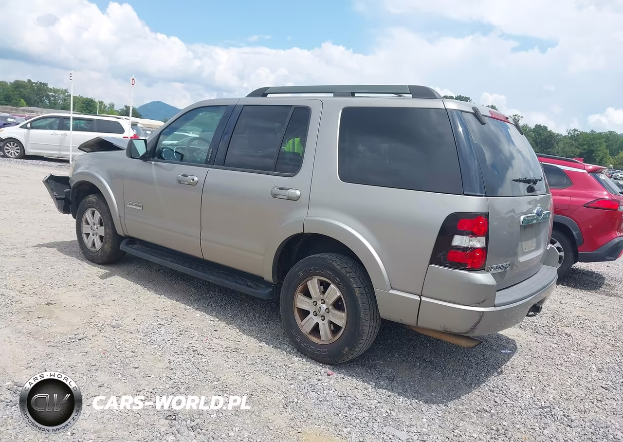 2008 Ford Explorer Xlt VIN:1FMEU73E38UA39451 - 3