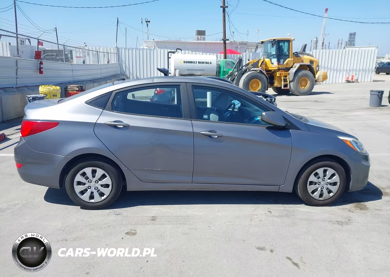 2015 Hyundai Accent Gls VIN:KMHCT4AE2FU888768 - 13