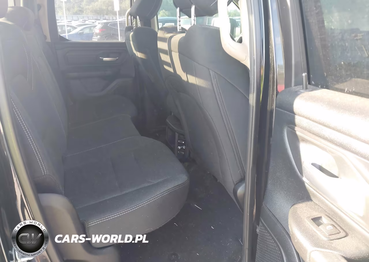 2019 Ram 1500 Tradesman 4X4 6'4 Box VIN:1C6RRFCG1KN783805 - 8