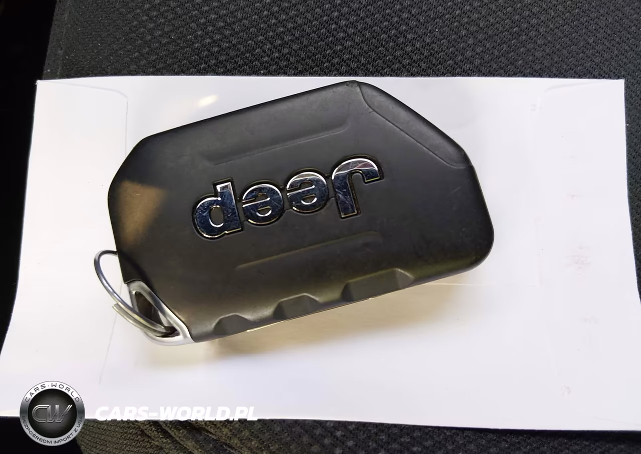 2020 Jeep Gladiator Sport 4X4 VIN:1C6HJTAG8LL185695 - 11
