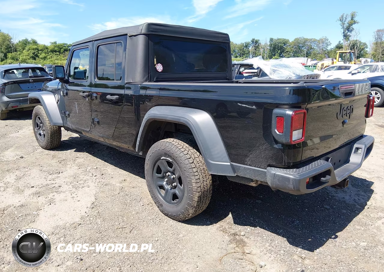 2020 Jeep Gladiator Sport 4X4 VIN:1C6HJTAG8LL185695 - 3
