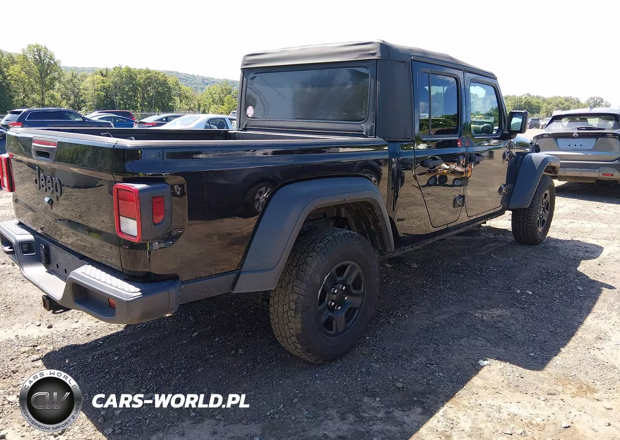 2020 Jeep Gladiator Sport 4X4 VIN:1C6HJTAG8LL185695 - 4