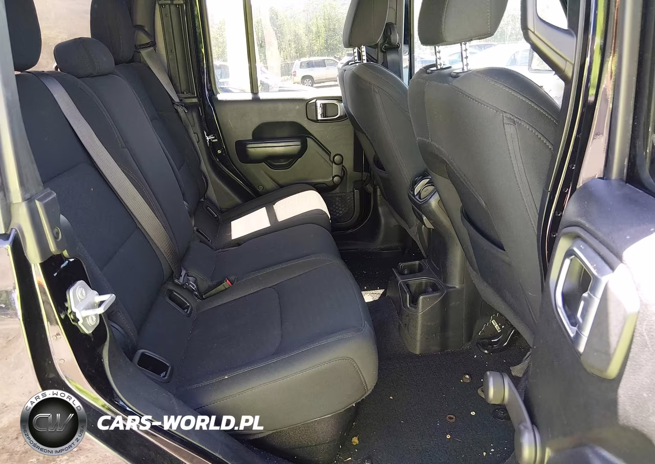 2020 Jeep Gladiator Sport 4X4 VIN:1C6HJTAG8LL185695 - 8