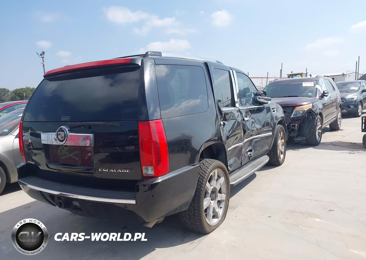 2012 Cadillac Escalade Luxury VIN:1GYS4BEF5CR158172 - 4