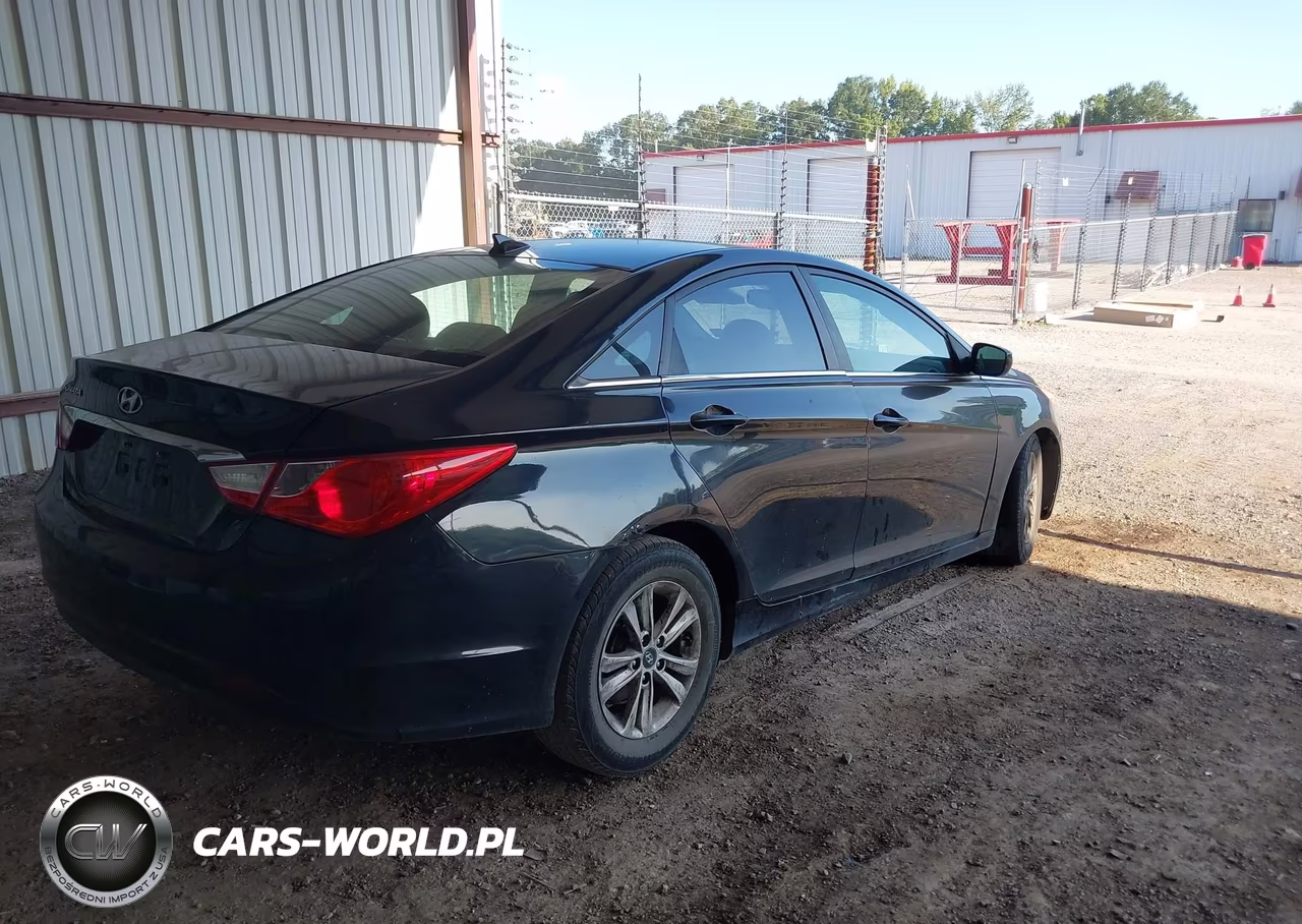 2013 Hyundai Sonata Gls VIN:5NPEB4AC3DH785820 - 4