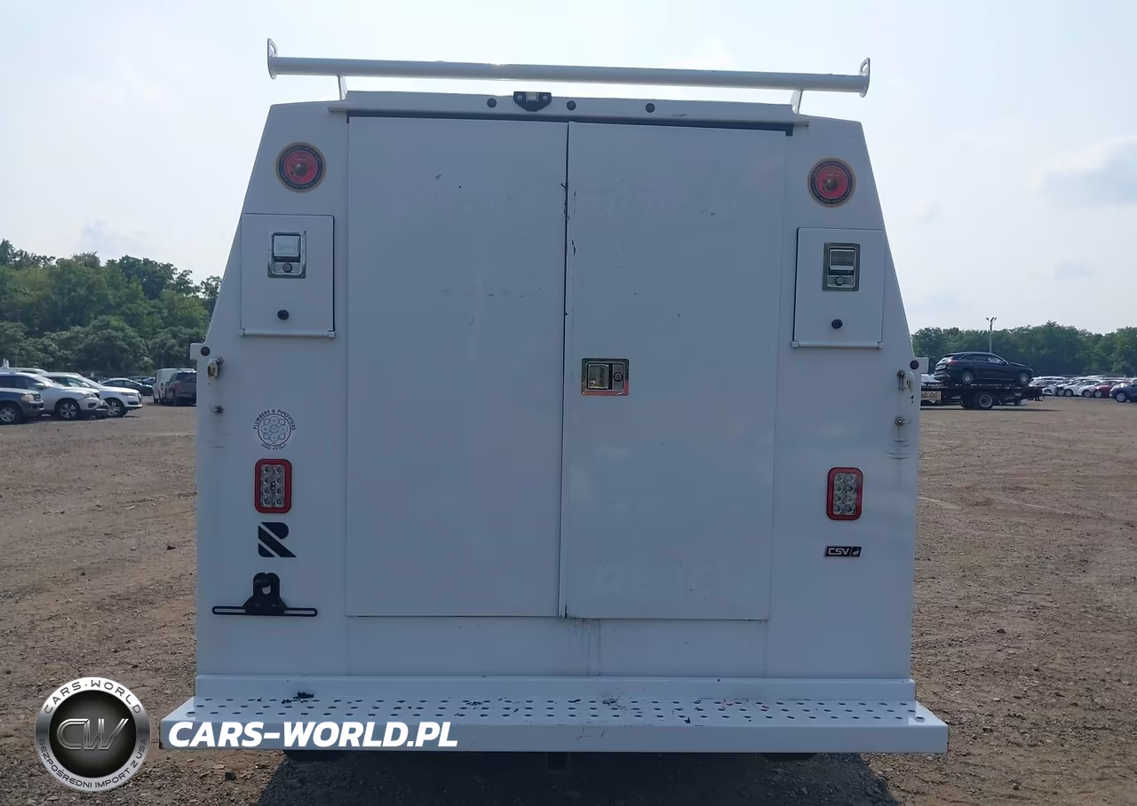 2023 Chevrolet Express Cutaway Work Van VIN:1HA0GRF76PN006866 - 16