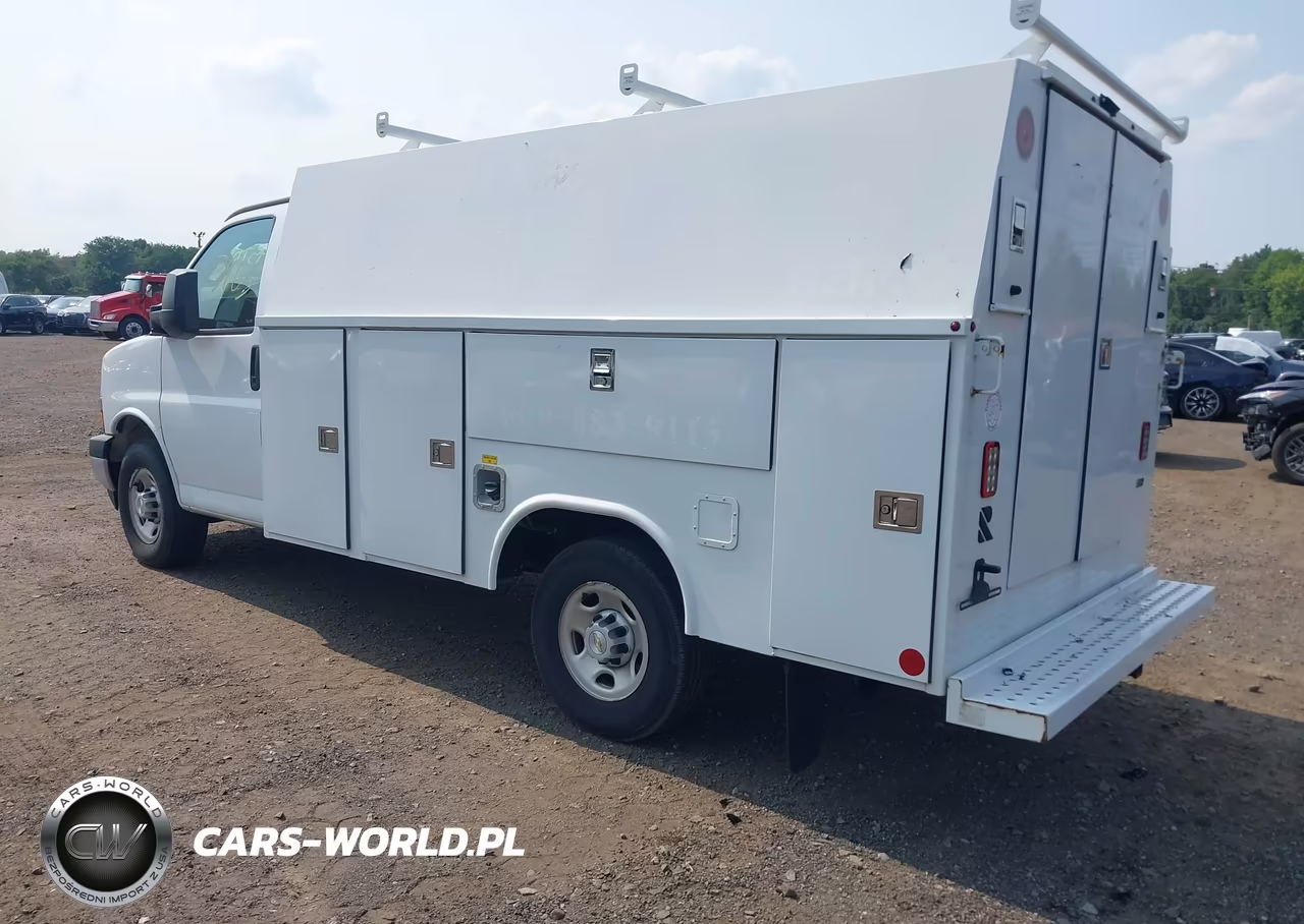 2023 Chevrolet Express Cutaway Work Van VIN:1HA0GRF76PN006866 - 3