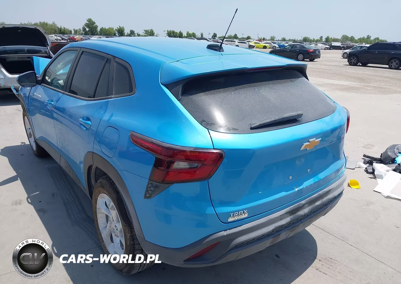 2025 Chevrolet Trax Fwd Ls VIN:KL77LFEP7SC196015 - 3