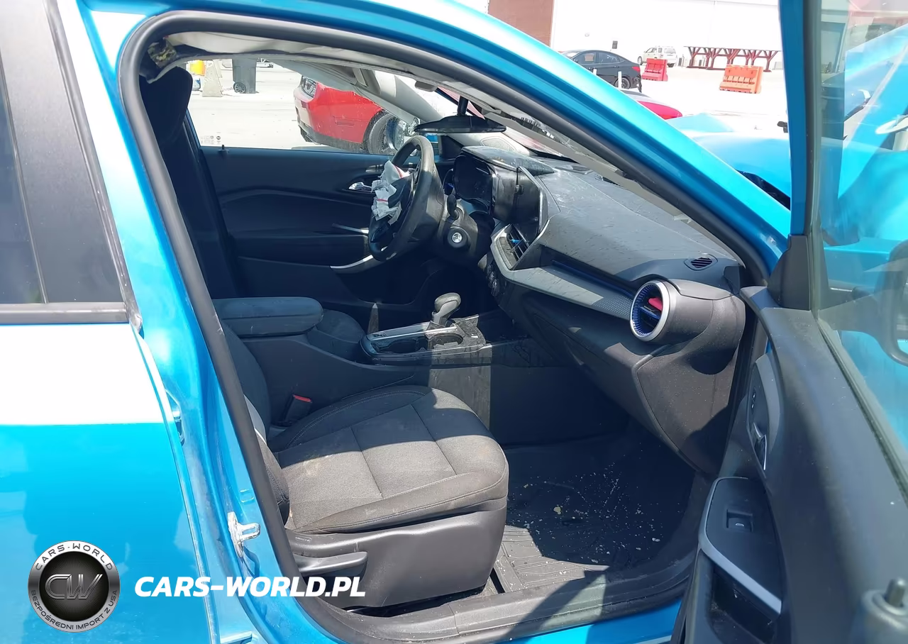 2025 Chevrolet Trax Fwd Ls VIN:KL77LFEP7SC196015 - 5
