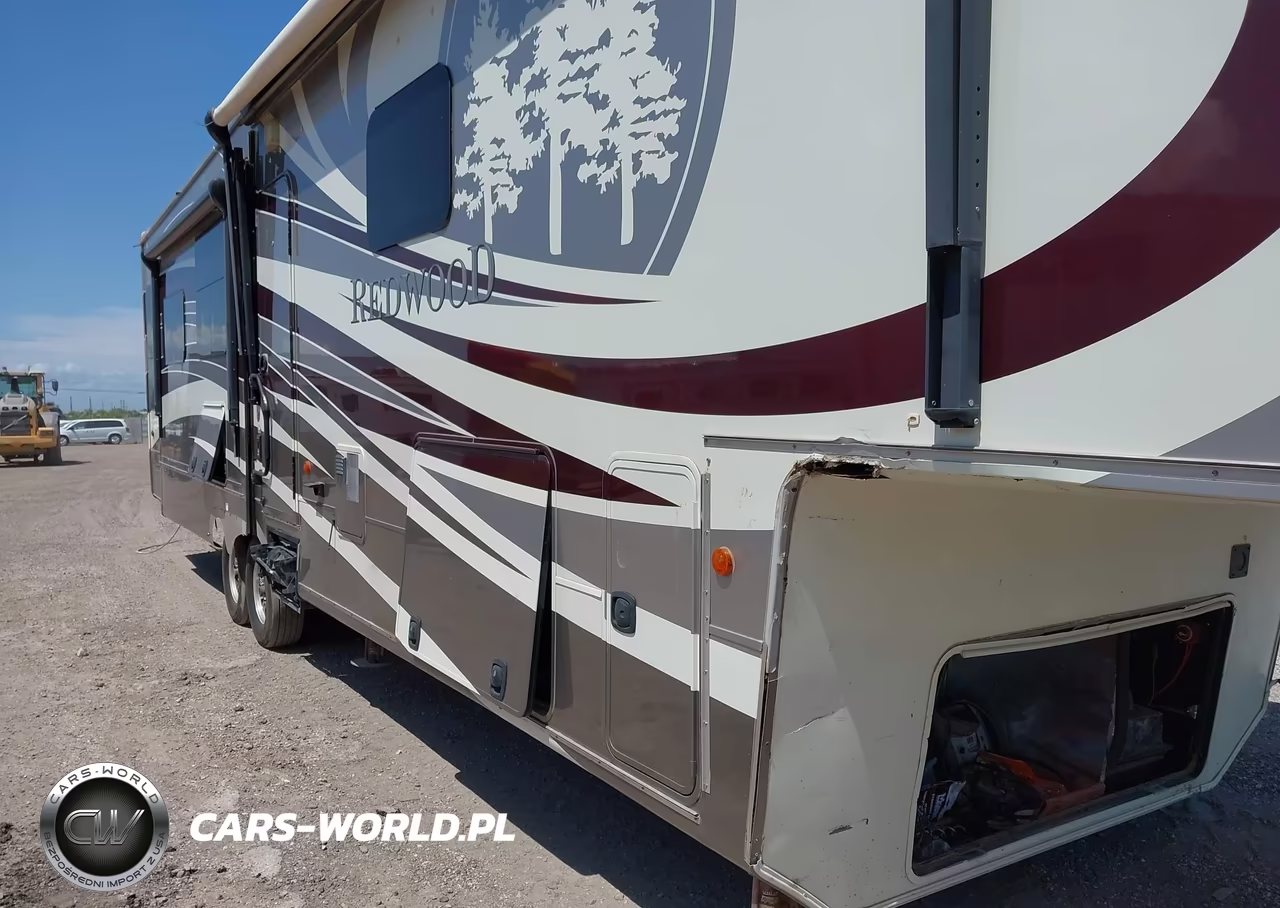 2015 Redwood Other VIN:4V0FC3926FR004586 - 6