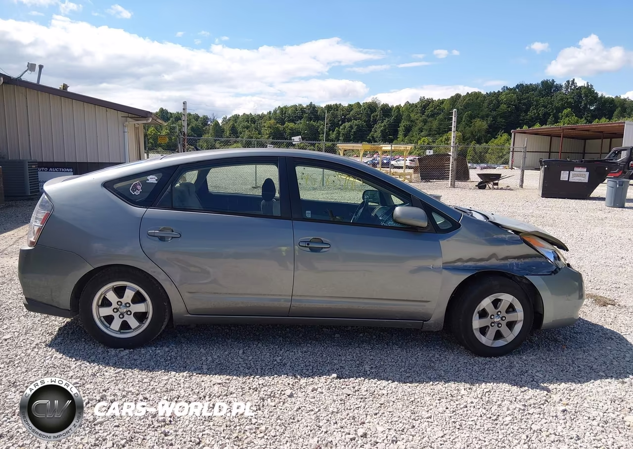 2005 Toyota Prius VIN:JTDKB20UX53085212 - 13