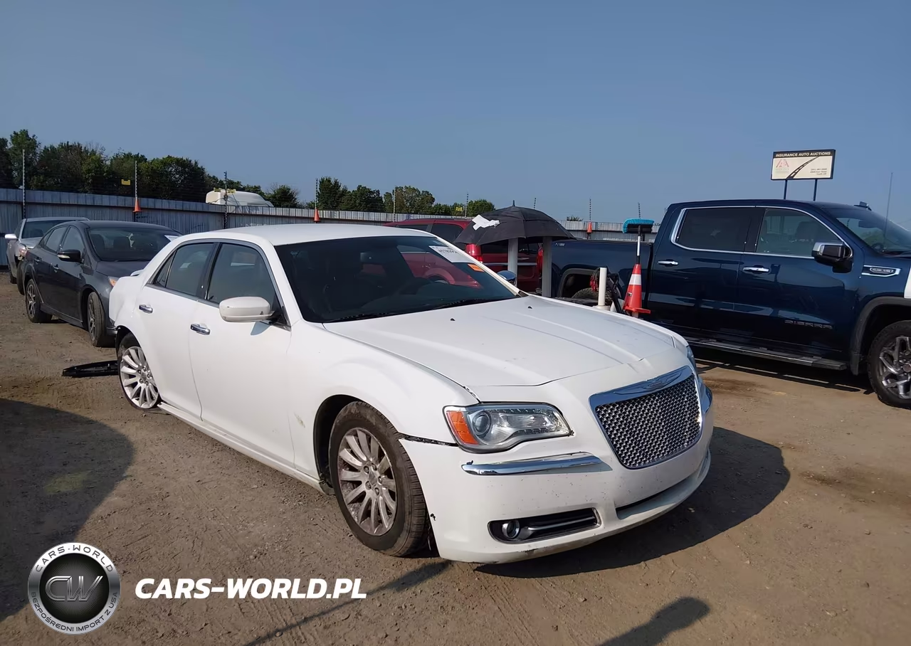 2014 Chrysler 300 VIN:2C3CCAAG7EH216439 - 1