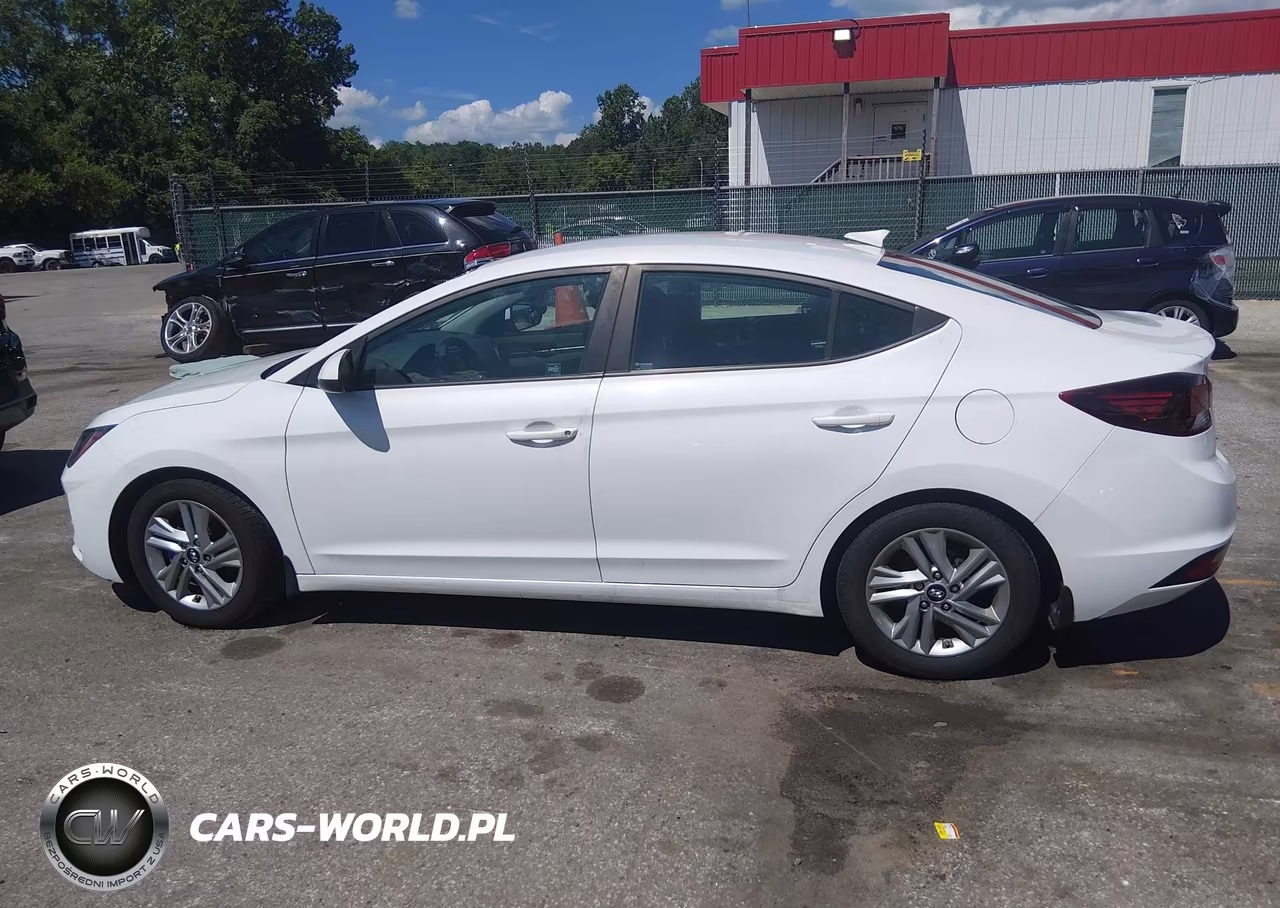 2020 Hyundai Elantra Sel-Value-Limited VIN:5NPD84LF9LH606390 - 14